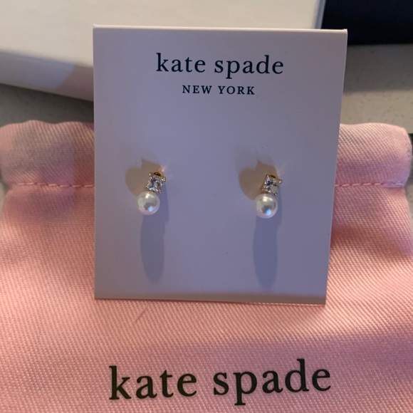 Gorgeous Kate Spade New with Tags and Box Earrings - Picture 2 of 4